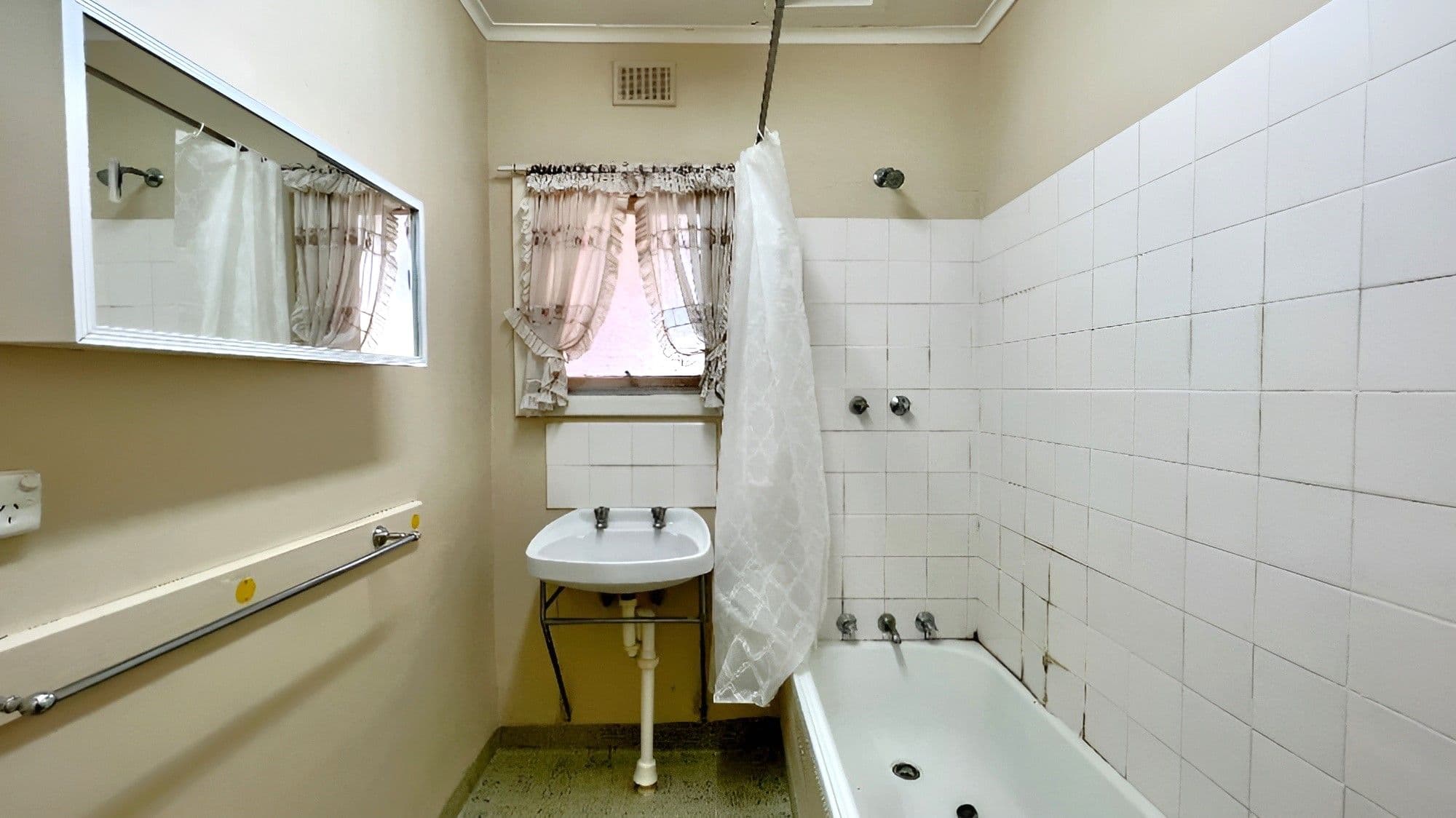 25 Mortimer Street, Whyalla Stuart SA 5608, Whyalla Stuart - Thumbnail 7