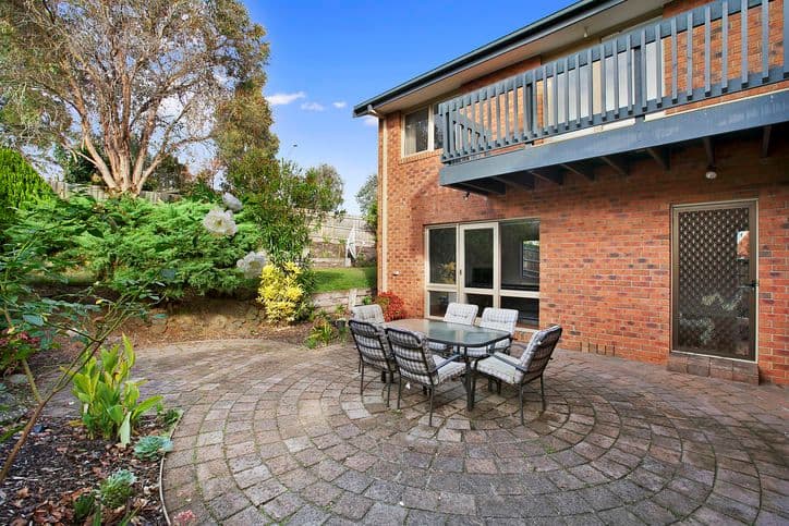 2 Myron Place, DONCASTER VIC 3108, Doncaster - Thumbnail 4