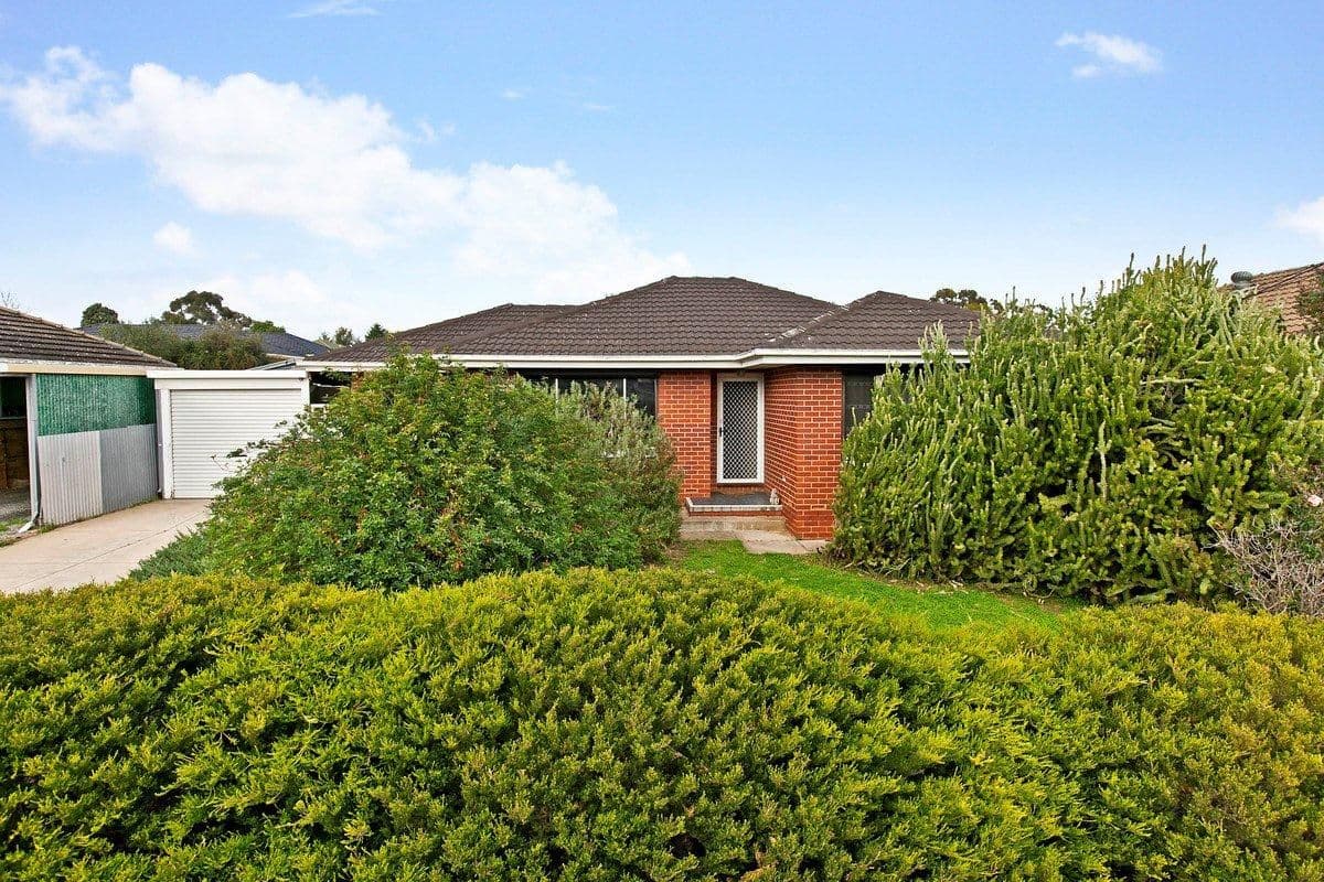 13 Dewer Avenue, RIDGEHAVEN SA 5097, Ridgehaven - Thumbnail 2