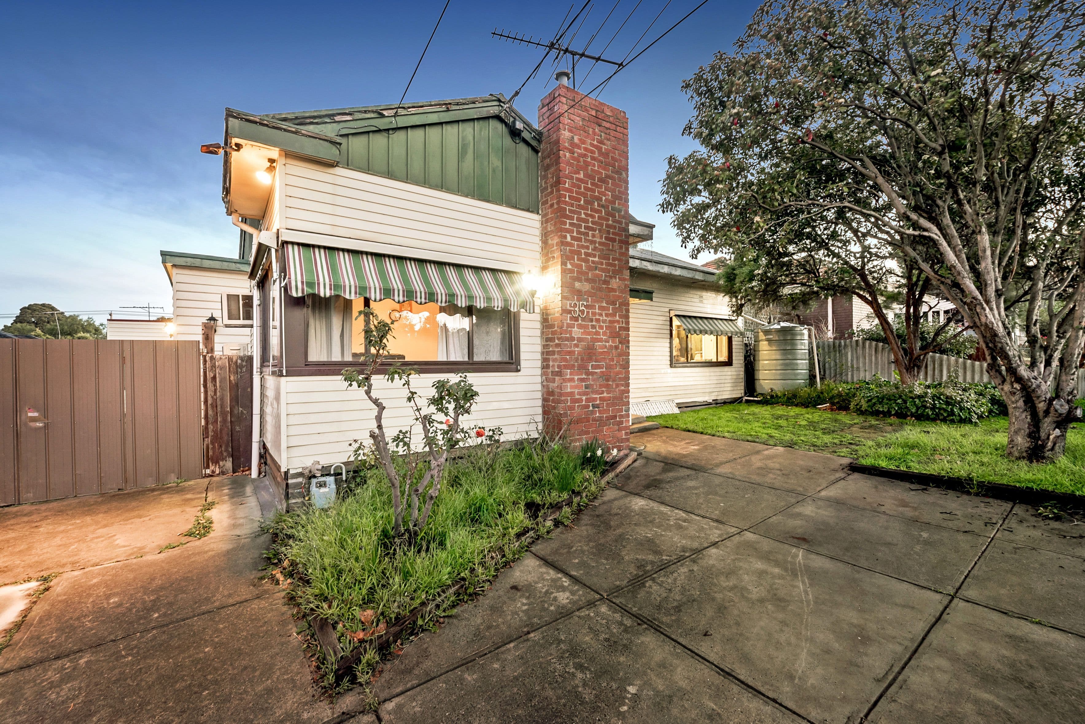35 Crookston Road, Reservoir VIC 3073, Reservoir - Image 1