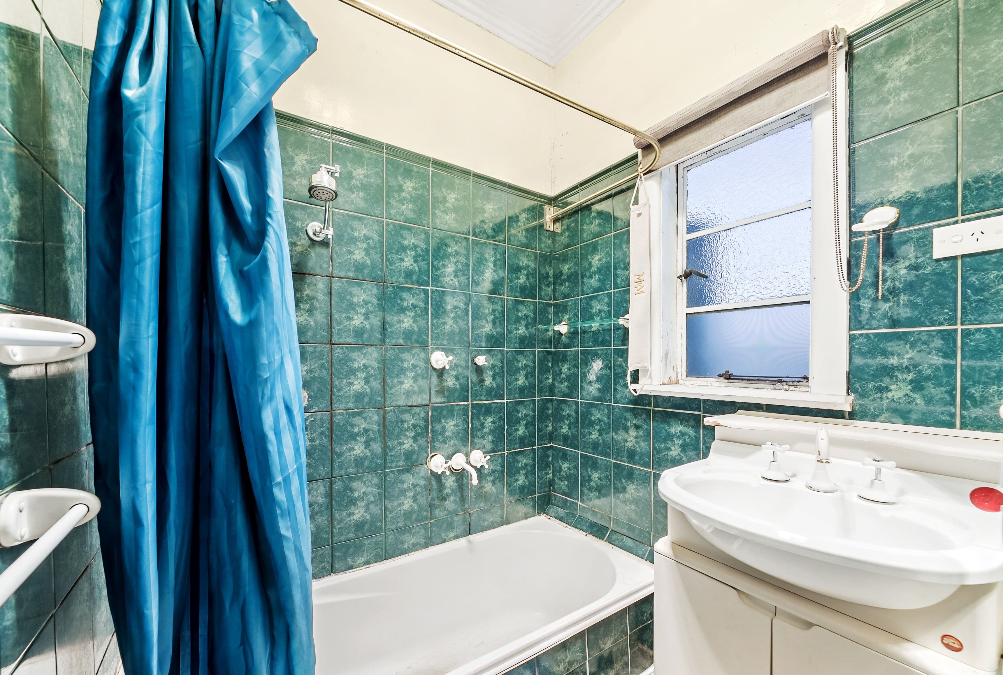 35 Crookston Road, Reservoir VIC 3073, Reservoir - Thumbnail 7