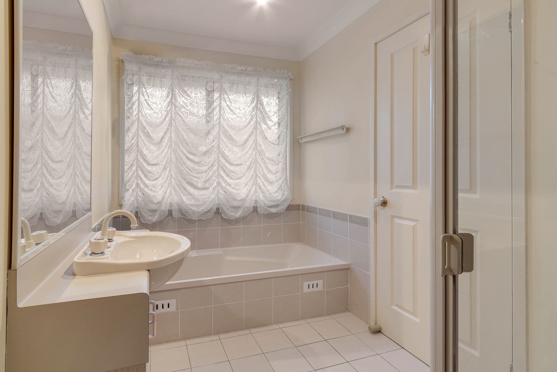 4 Backs Place, Narellan Vale - Thumbnail 6