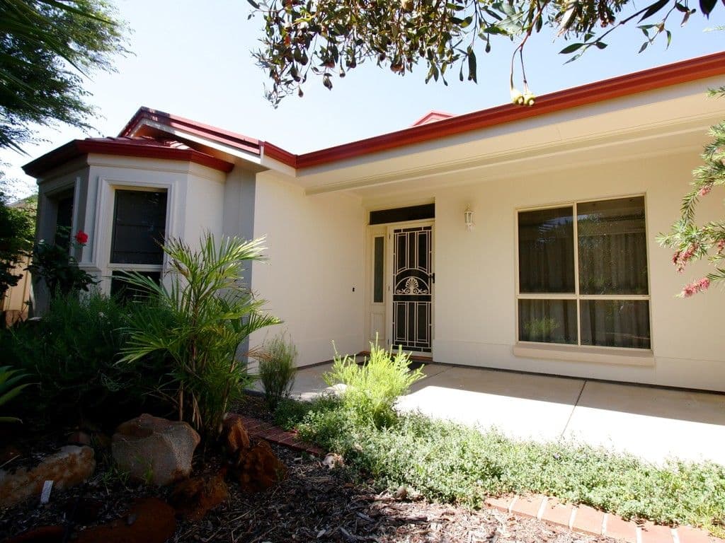 16 McLean Street, Berri SA 5343, Berri - Image 1