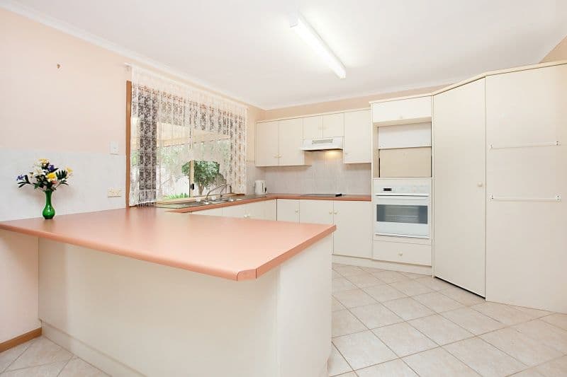 19 Taylor Street, MODBURY HEIGHTS SA 5092, Modbury Heights - Thumbnail 2