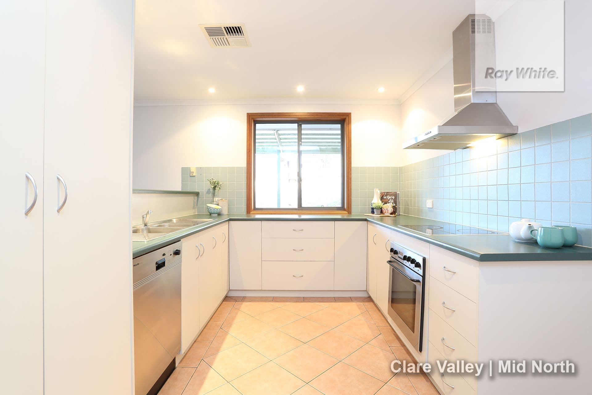 9 Nerreman Gateway, Eltham, Eltham - Thumbnail 6