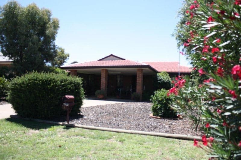 8  Shiraz Court, COROWA NSW 2646, Corowa - Image 1