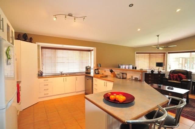 16 Westpark Court, HELENSVALE QLD 4212, Helensvale - Thumbnail 6