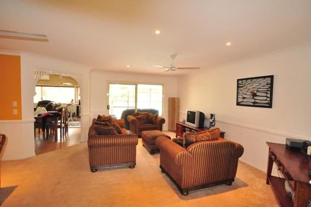 16 Westpark Court, HELENSVALE QLD 4212, Helensvale - Thumbnail 7