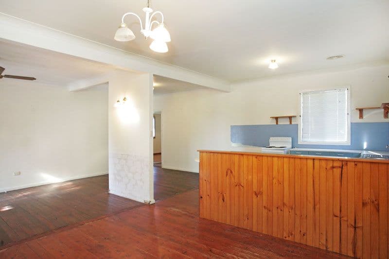 682 The Entrance Road, BATEAU BAY NSW 2261, Bateau Bay - Thumbnail 4
