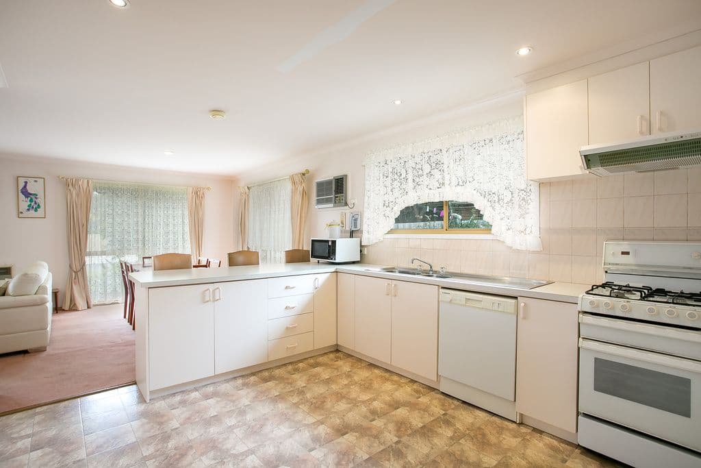 82 Potton Avenue, Rosebud VIC 3939, Rosebud - Thumbnail 4