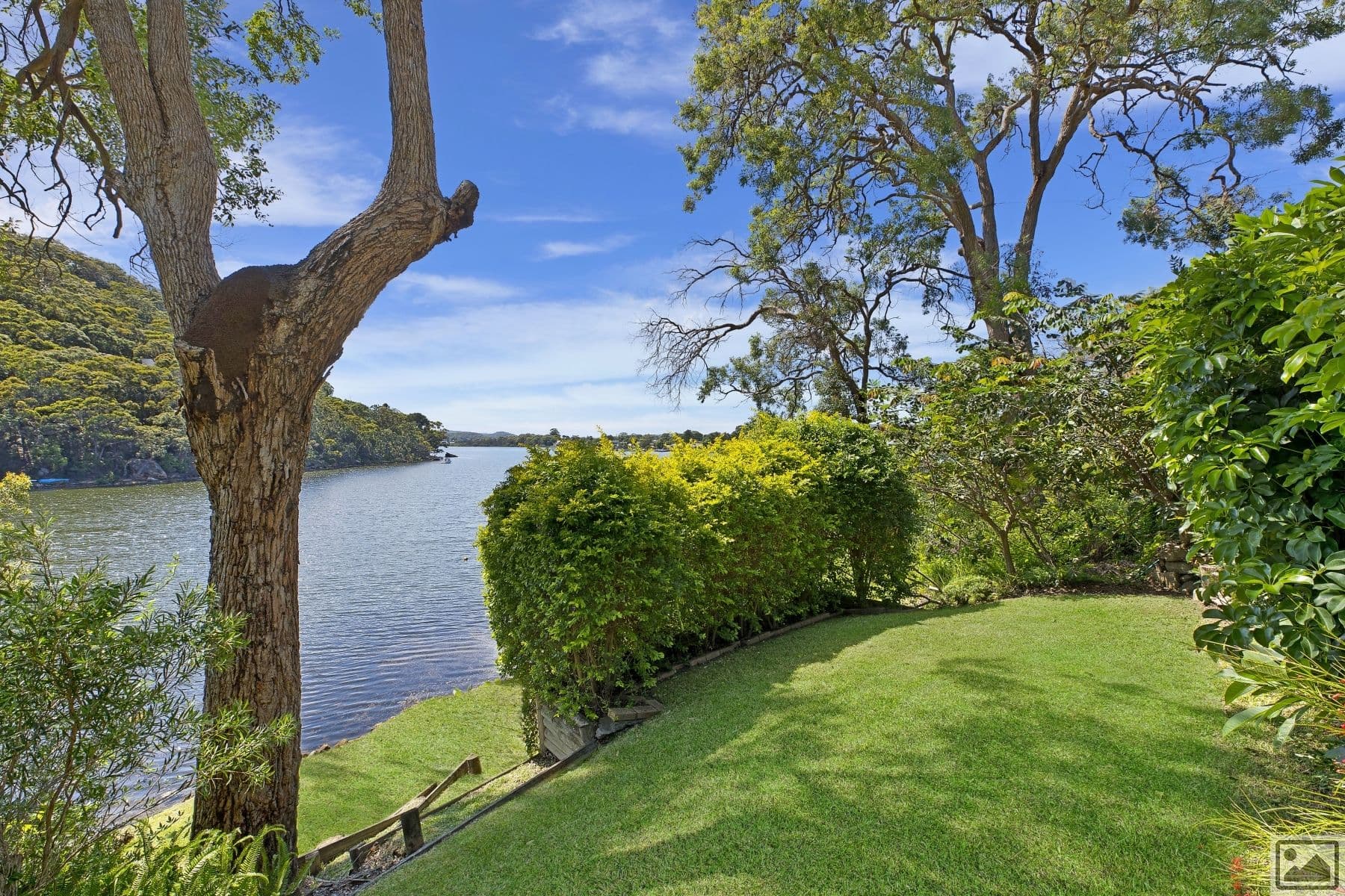 16 Horsfield Road, Horsfield Bay NSW 2256, Horsfield Bay - Thumbnail 4