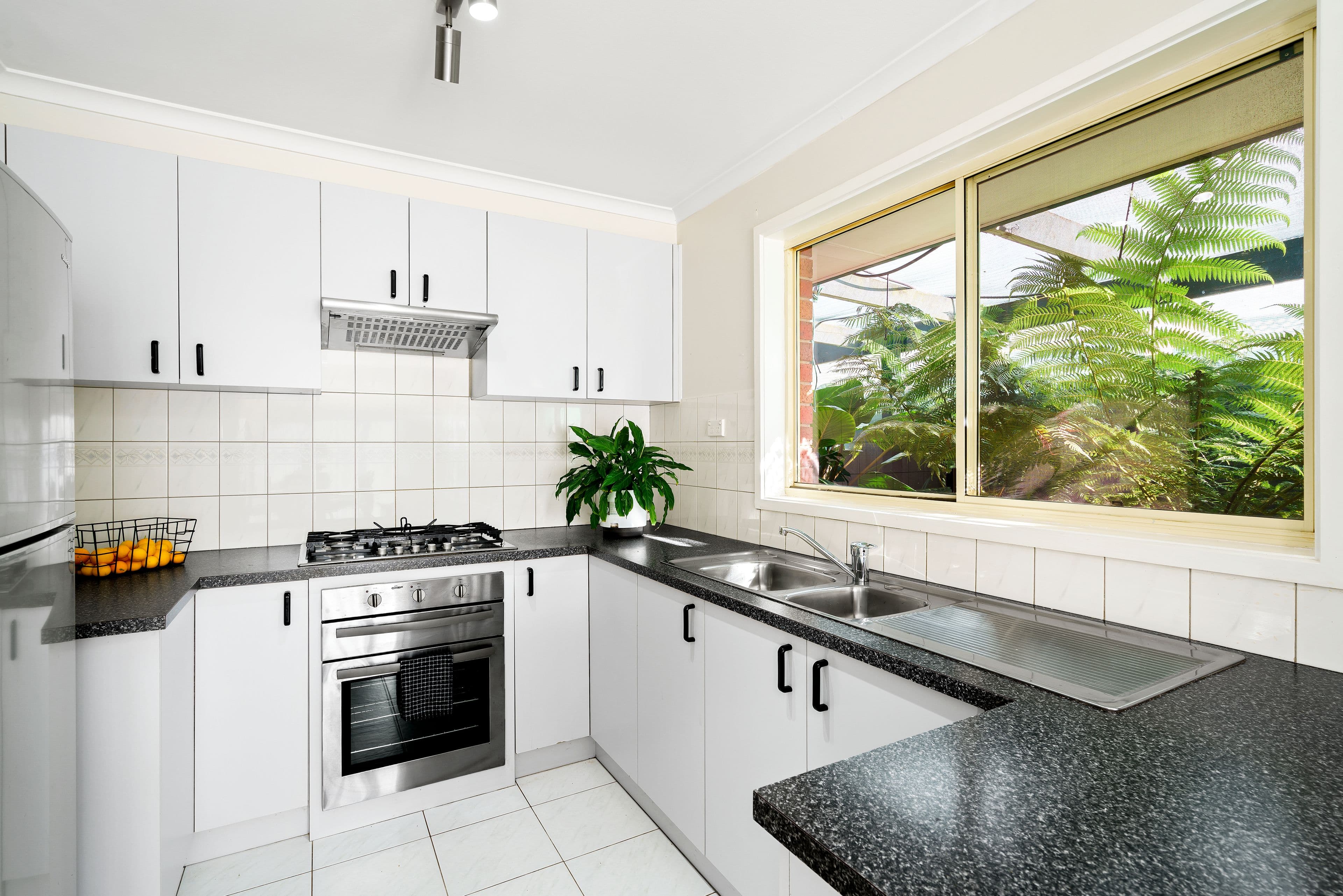 11 Trinity Court, Sunbury VIC 3429, Sunbury - Thumbnail 4