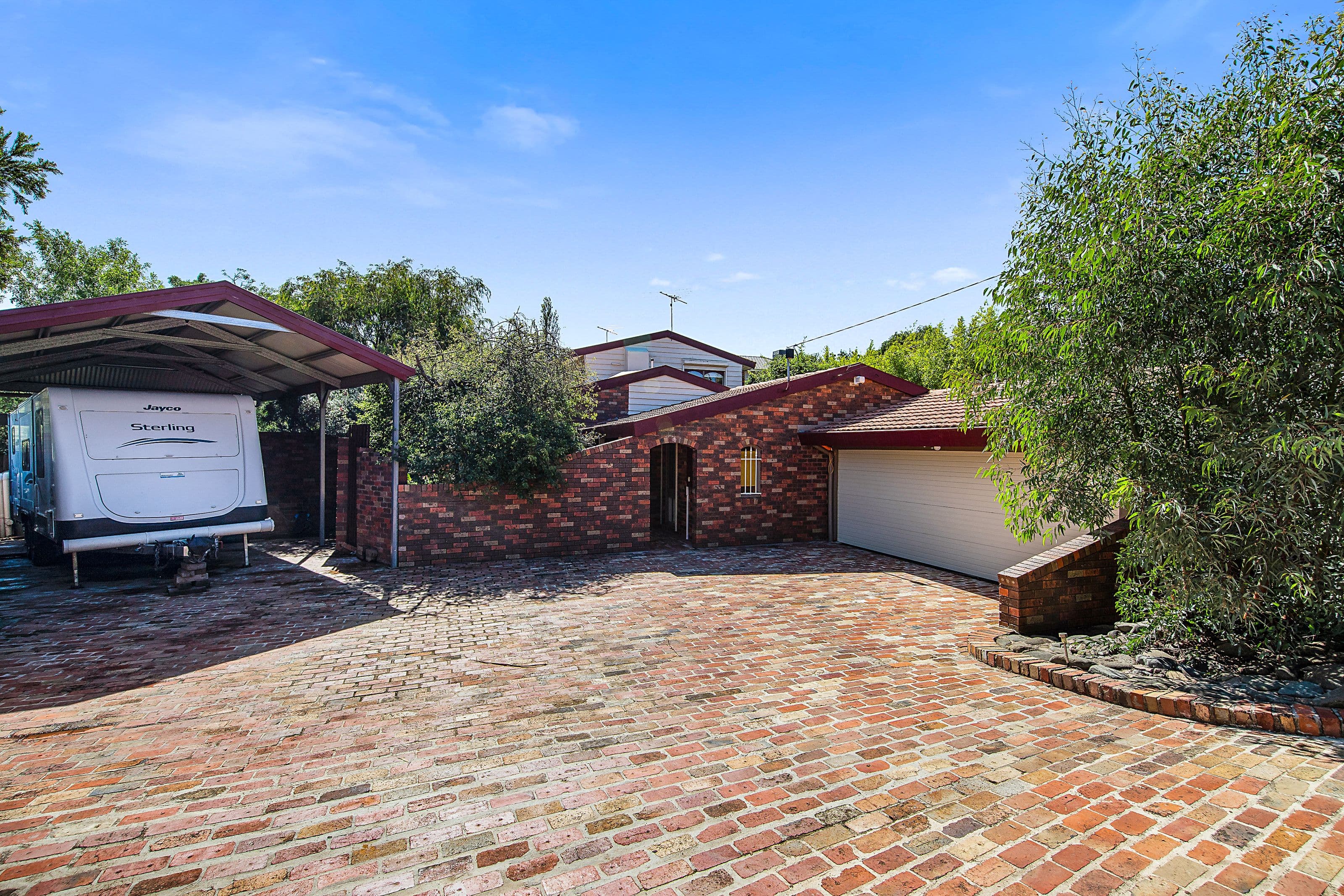 3 Amesbury Court, Mount Waverley VIC 3149, Mount Waverley - Thumbnail 5