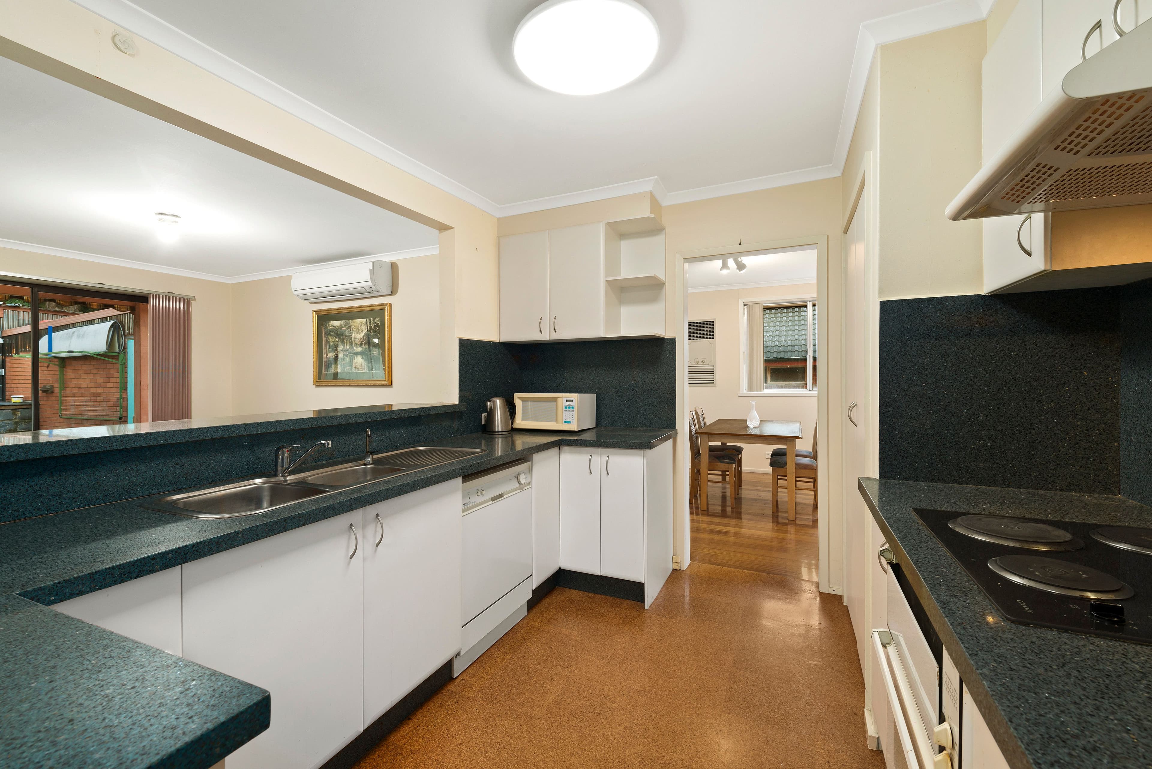 3 Milsom Avenue, Templestowe Lower VIC 3107, Templestowe Lower - Thumbnail 3