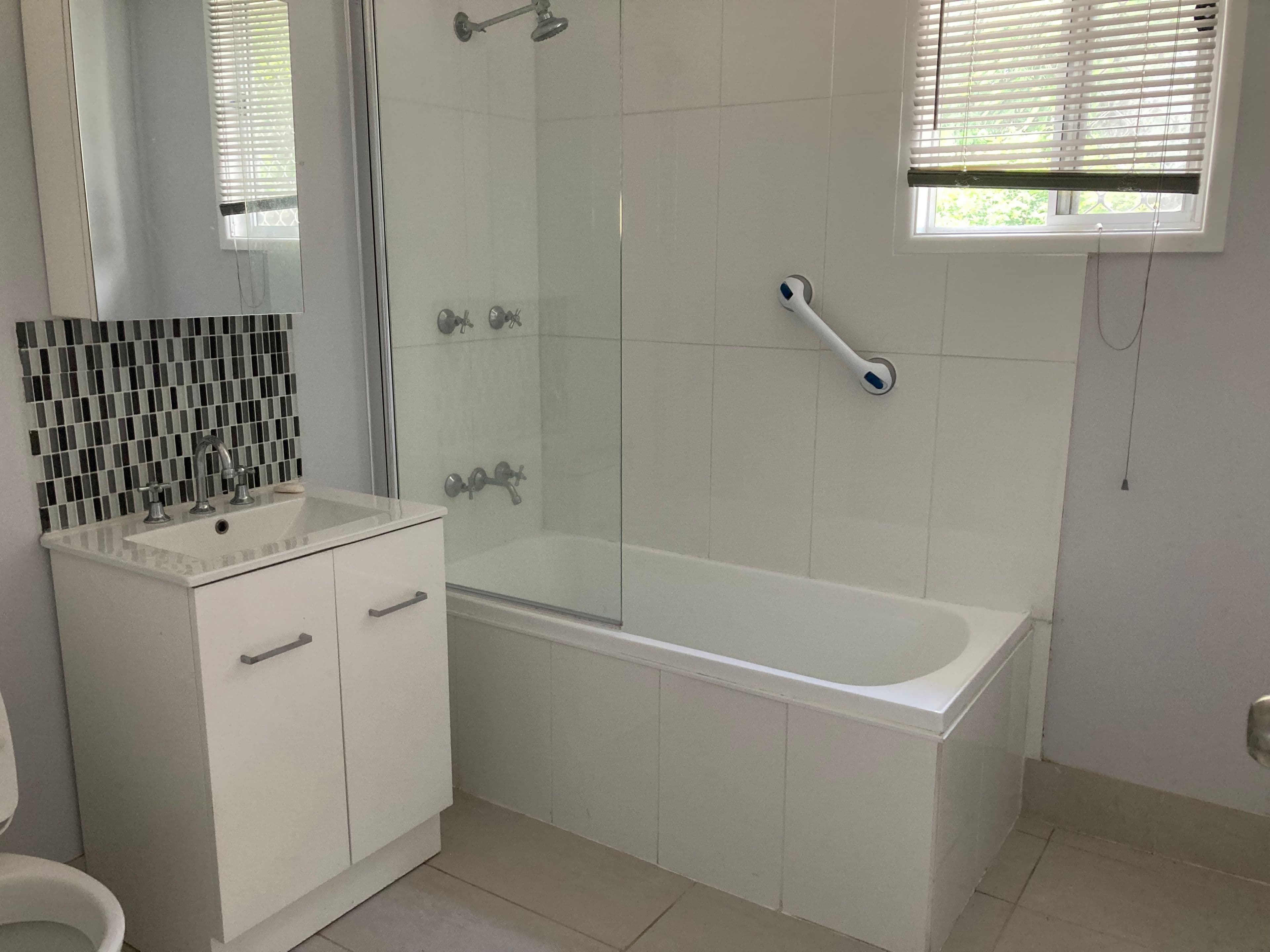 18 King Street, Deception Bay QLD 4508, Deception Bay - Thumbnail 4