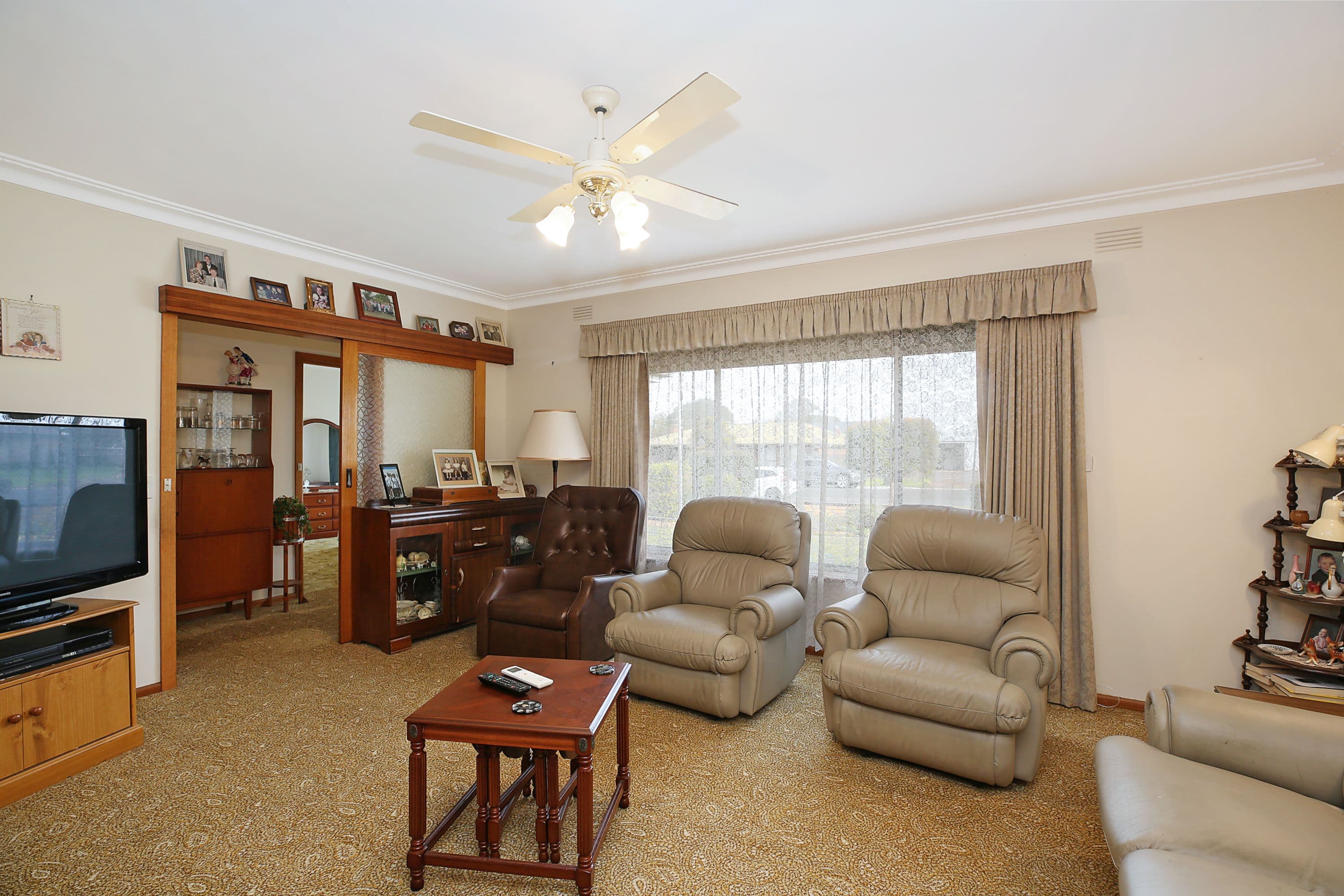 36 Walker Street, Cobden VIC 3266, Cobden - Thumbnail 4