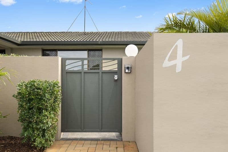 4 Maralinga Avenue, Mermaid Waters QLD 4218, Mermaid Waters - Thumbnail 2