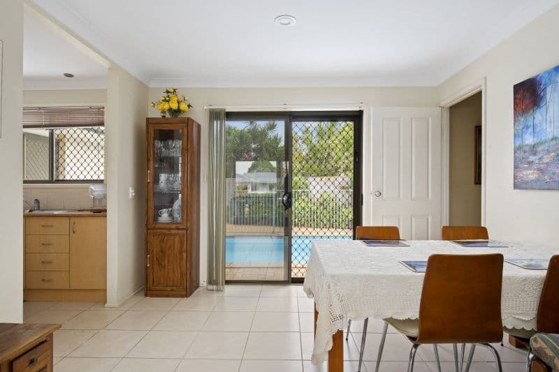 4 Maralinga Avenue, Mermaid Waters QLD 4218, Mermaid Waters - Thumbnail 5