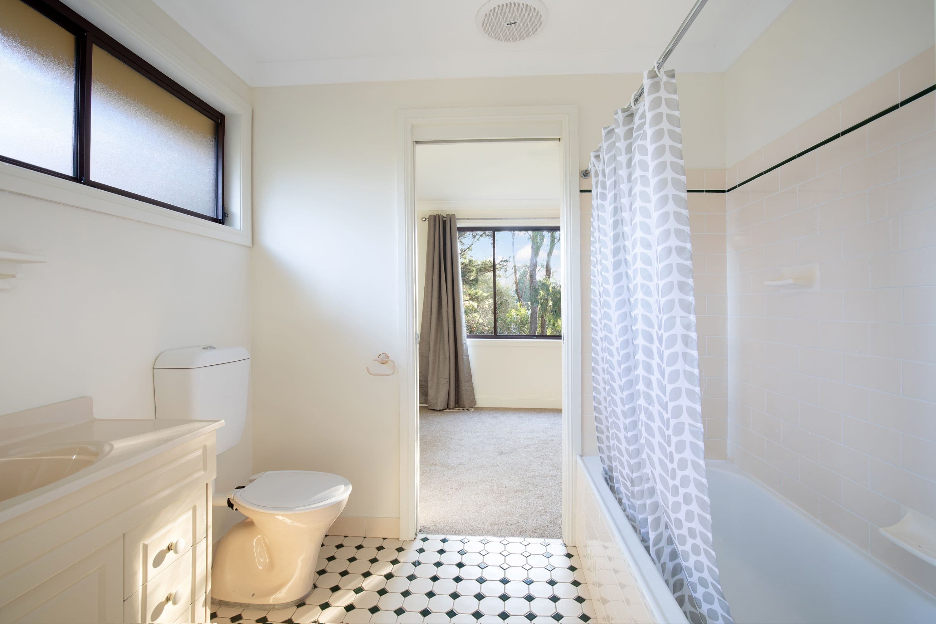 16 St Andrews Avenue, Blackheath NSW 2785, Blackheath - Thumbnail 7