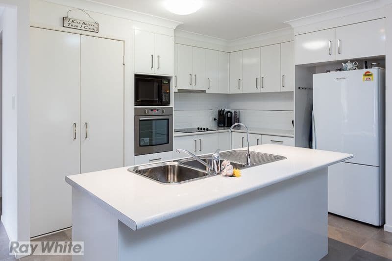 25 Pine Terrace, Redland Bay QLD 4165, Redland Bay - Thumbnail 4