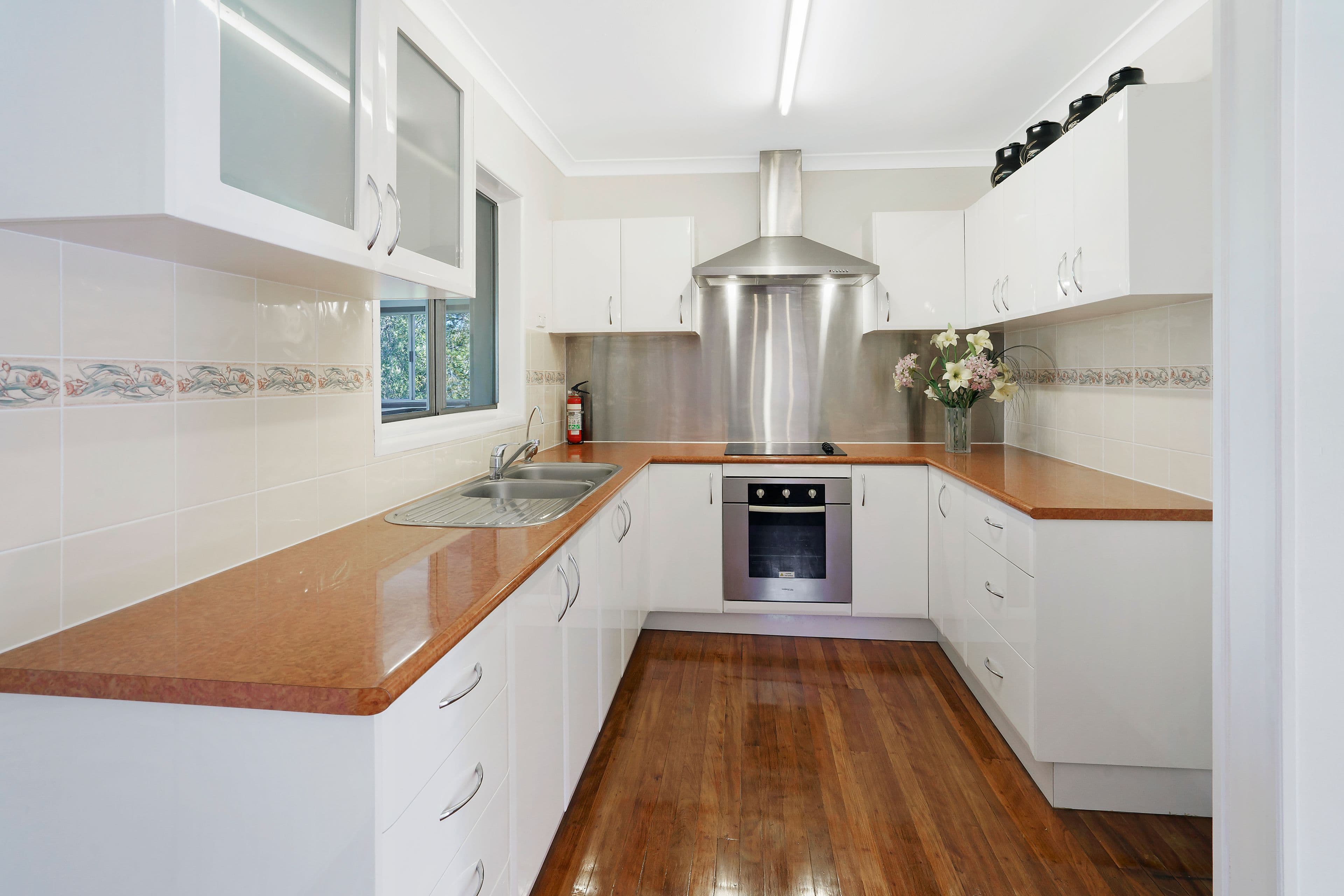 22 Menkira Street, Mansfield QLD 4122, Mansfield - Thumbnail 4