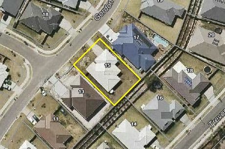 15 Gordon Drive, Bellbird Park QLD 4300, Bellbird Park - Thumbnail 2