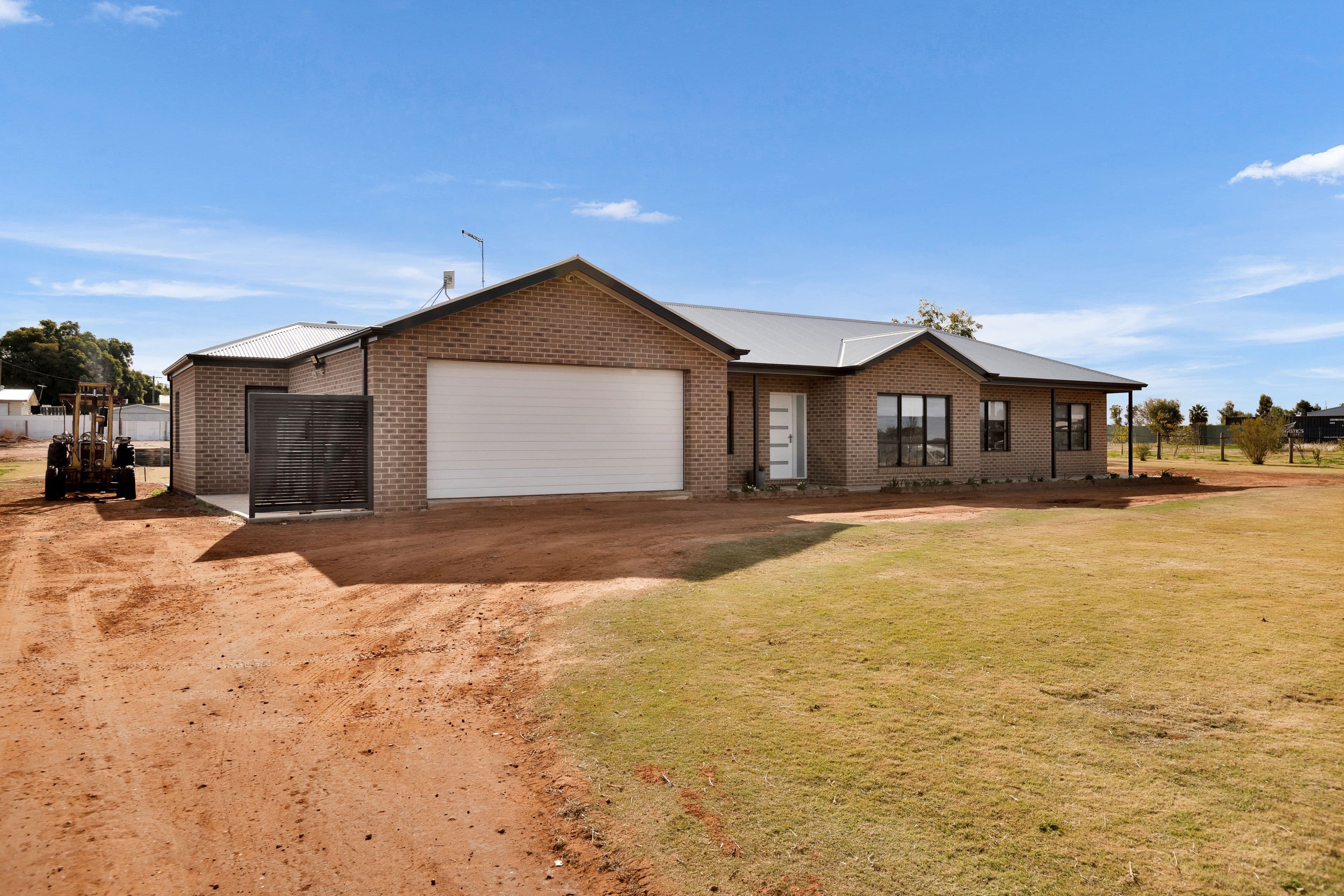 11 Yanco Road, COOMEALLA NSW 2717, Coomealla - Thumbnail 2