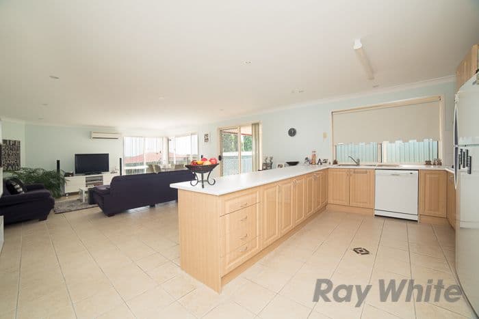17 Whipbird Street, Maryland NSW 2287, Maryland - Thumbnail 3