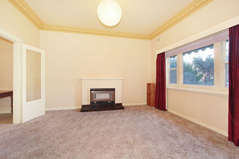 15 Wilbur Crescent, HUGHESDALE VIC 3166, Hughesdale - Thumbnail 2