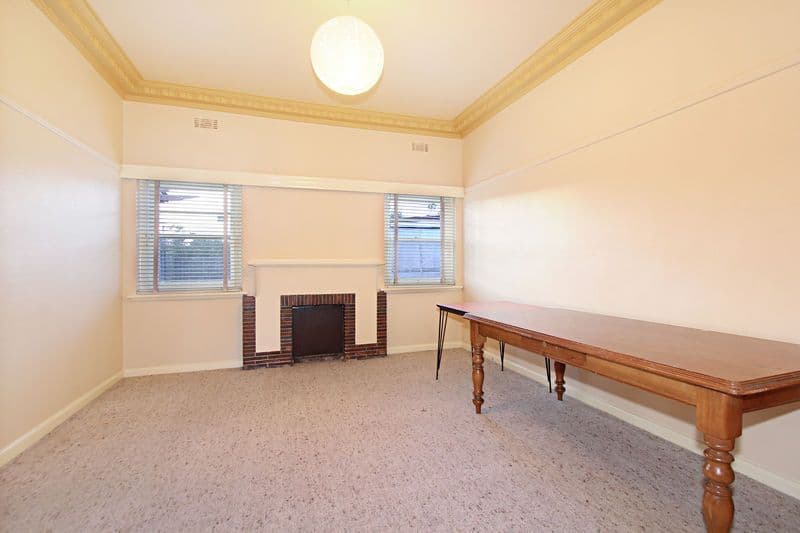 15 Wilbur Crescent, HUGHESDALE VIC 3166, Hughesdale - Thumbnail 4
