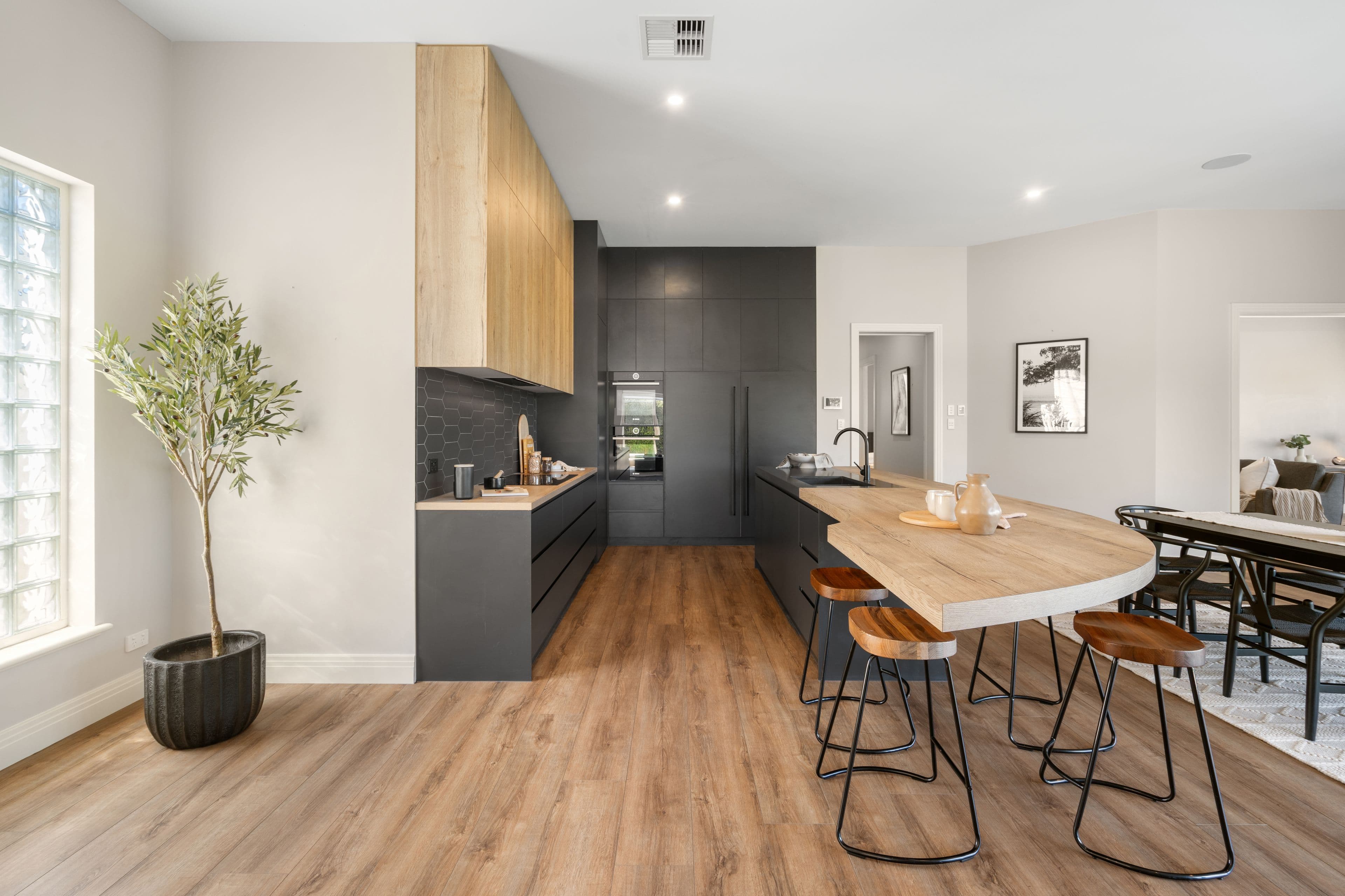 7 Inwood Avenue, Glenelg North SA 5045, Glenelg North - Thumbnail 6