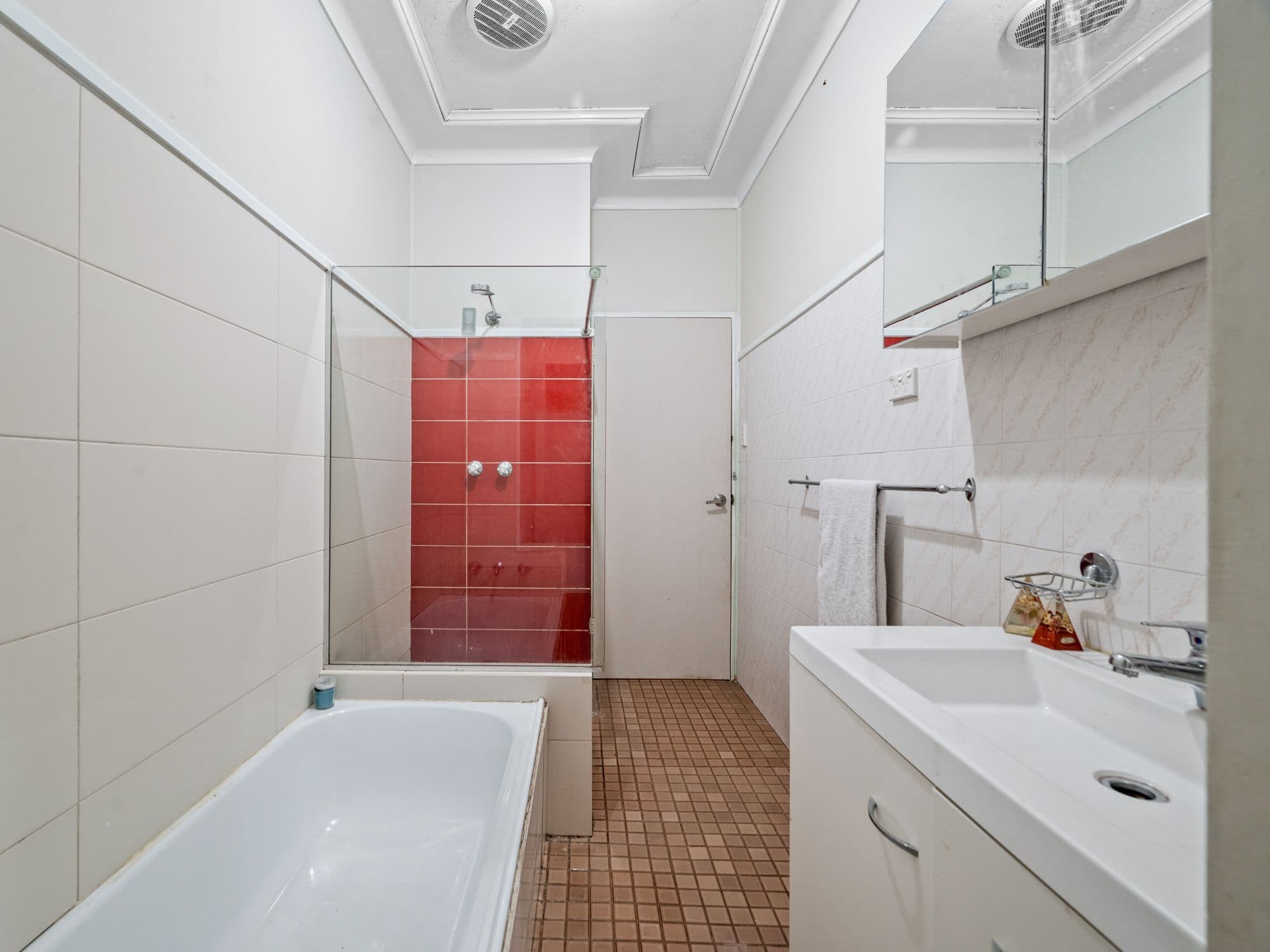 13 & 13A Carcoola Street, Campbelltown NSW 2560, Campbelltown - Thumbnail 5