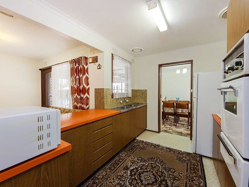 23 Pottenger Way, ST ALBANS VIC 3021, St Albans - Thumbnail 3
