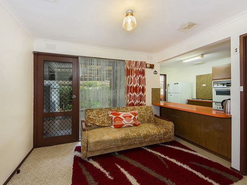 23 Pottenger Way, ST ALBANS VIC 3021, St Albans - Thumbnail 4