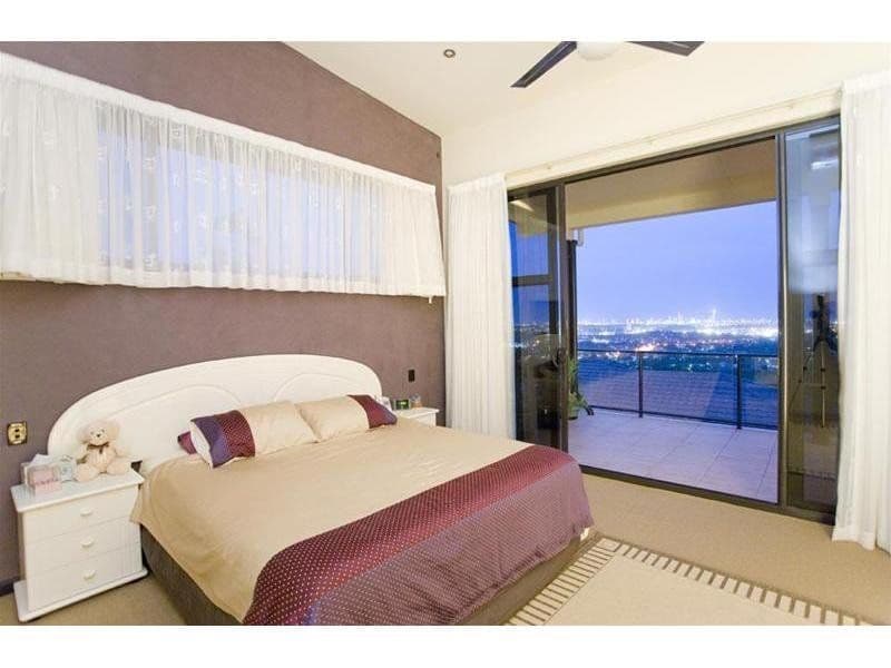 8 Galleria Court, HIGHLAND PARK QLD 4211, Highland Park - Thumbnail 4