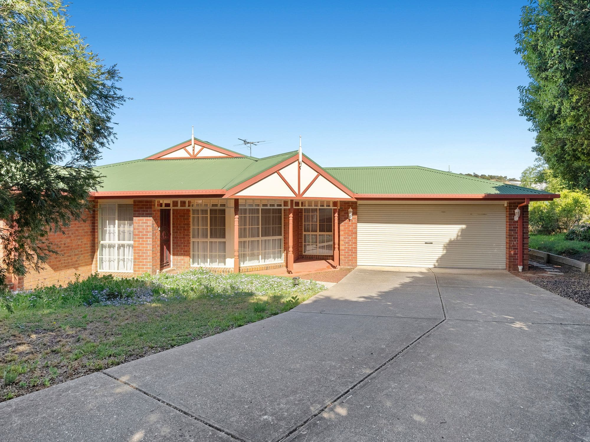 4 Epsom Close, Bacchus Marsh VIC 3340, Bacchus Marsh - Thumbnail 3