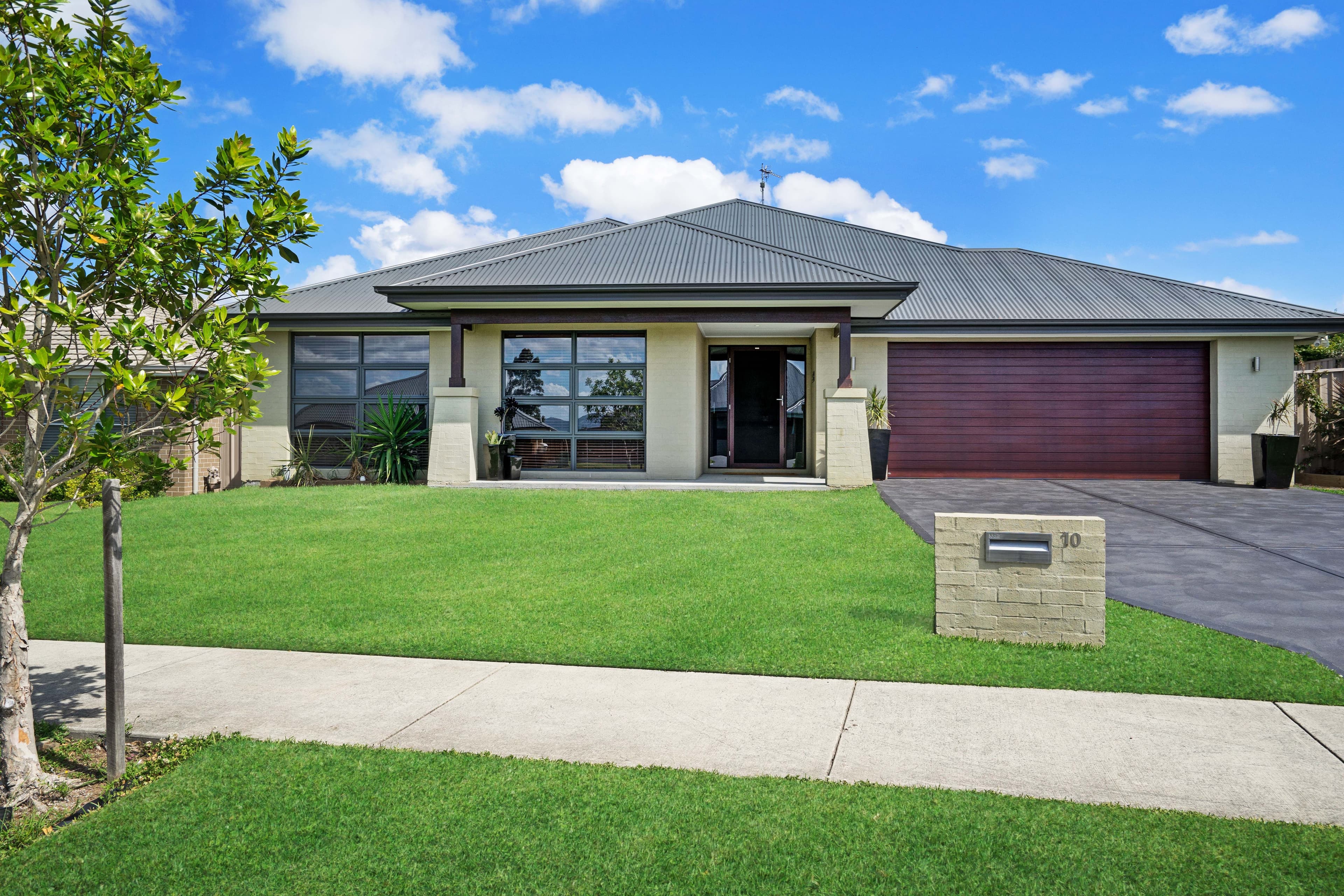 10 Woodhurst Street, Largs - Image 1
