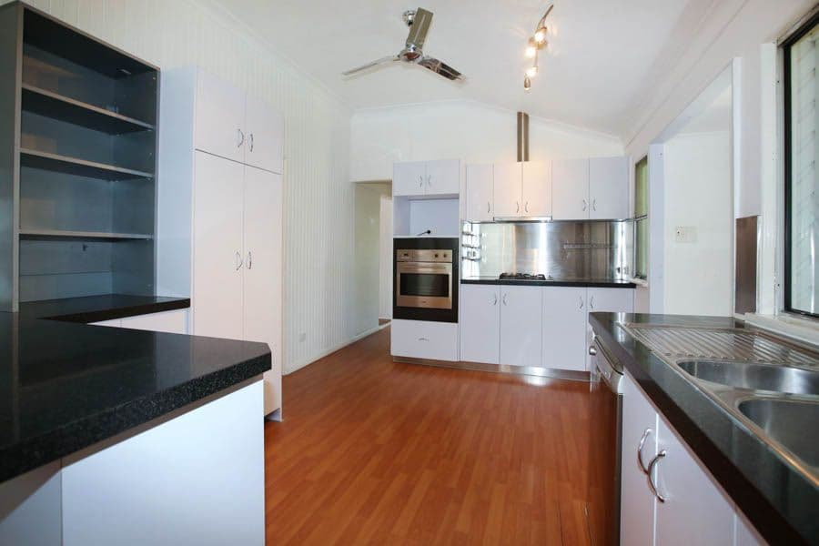 18 Wood Street, MUNDINGBURRA QLD 4812, Mundingburra - Image 1