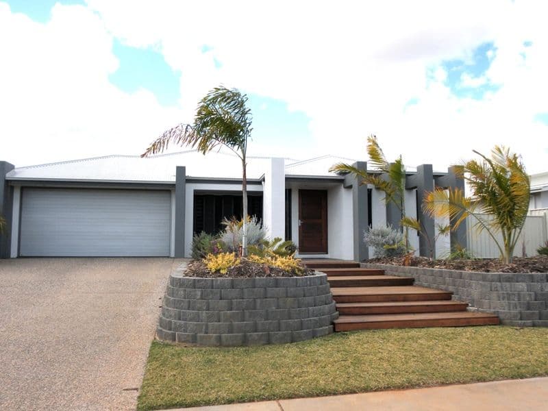 30 Brokenwood, Emerald QLD 4720, Emerald - Image 1