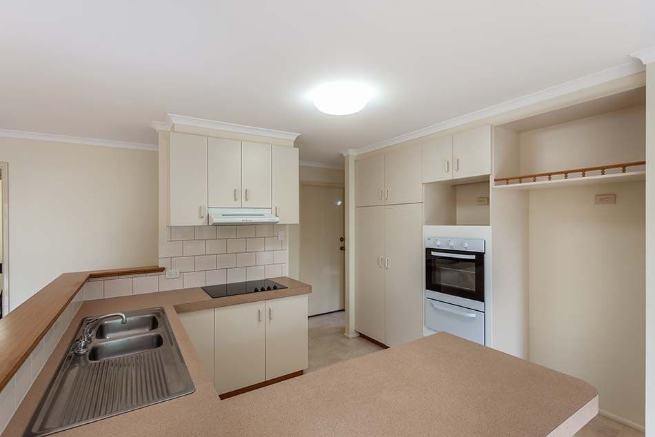3 Stoneyhurst Court, Glenvale QLD 4350, Glenvale - Thumbnail 4