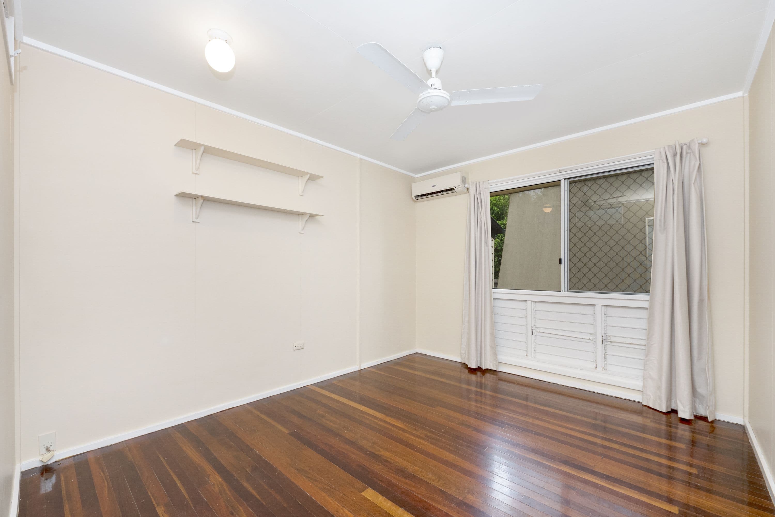 7 Jerrang Court, Rasmussen QLD 4815, Rasmussen - Thumbnail 5