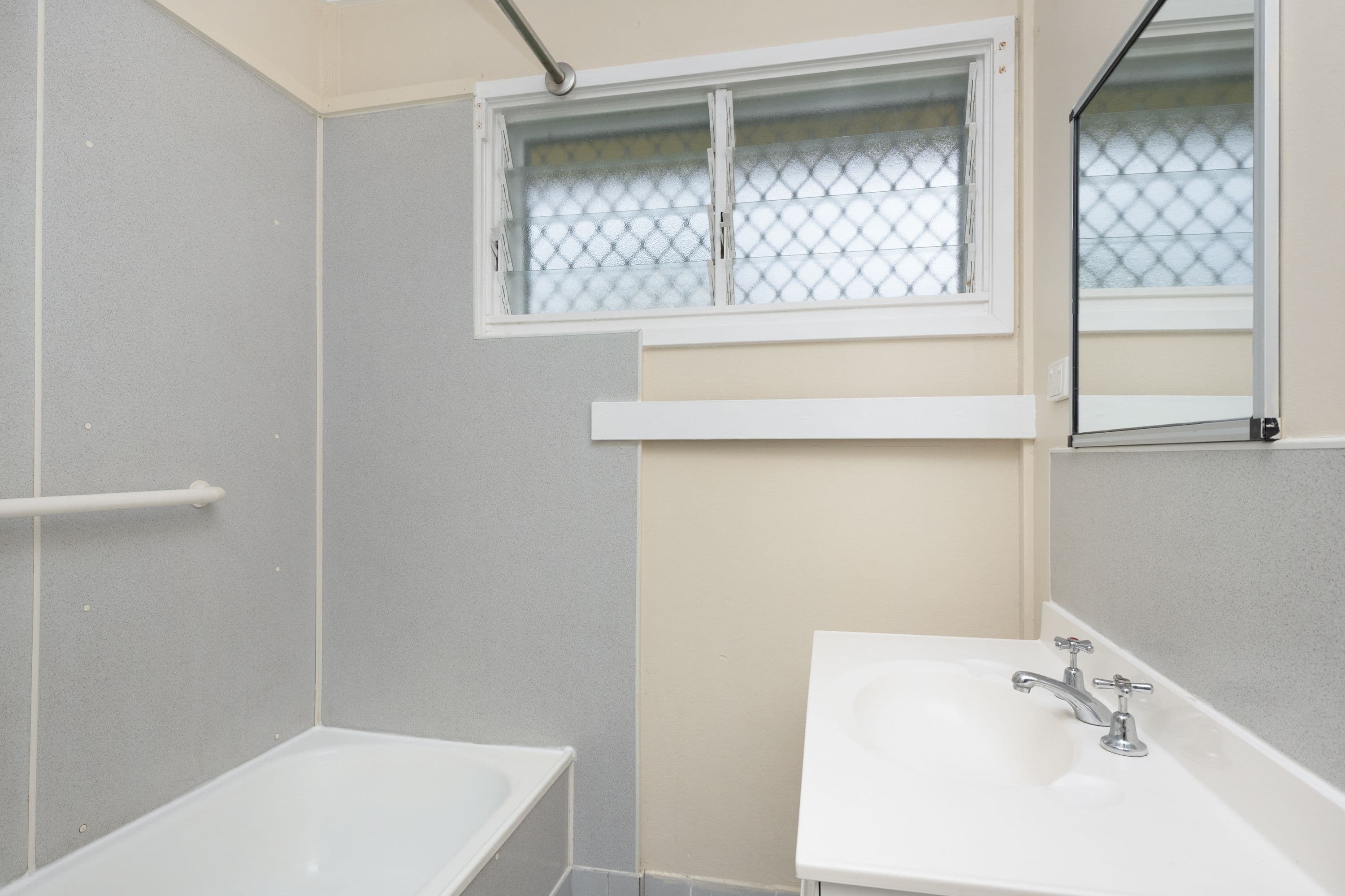 7 Jerrang Court, Rasmussen QLD 4815, Rasmussen - Thumbnail 6