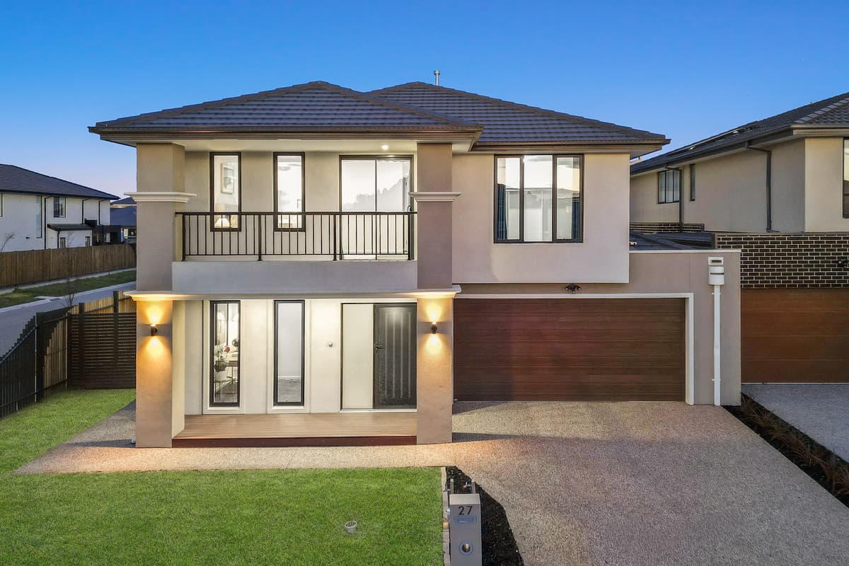 27 Crosswater Boulevard, Clyde North VIC 3978, Clyde North - Image 1