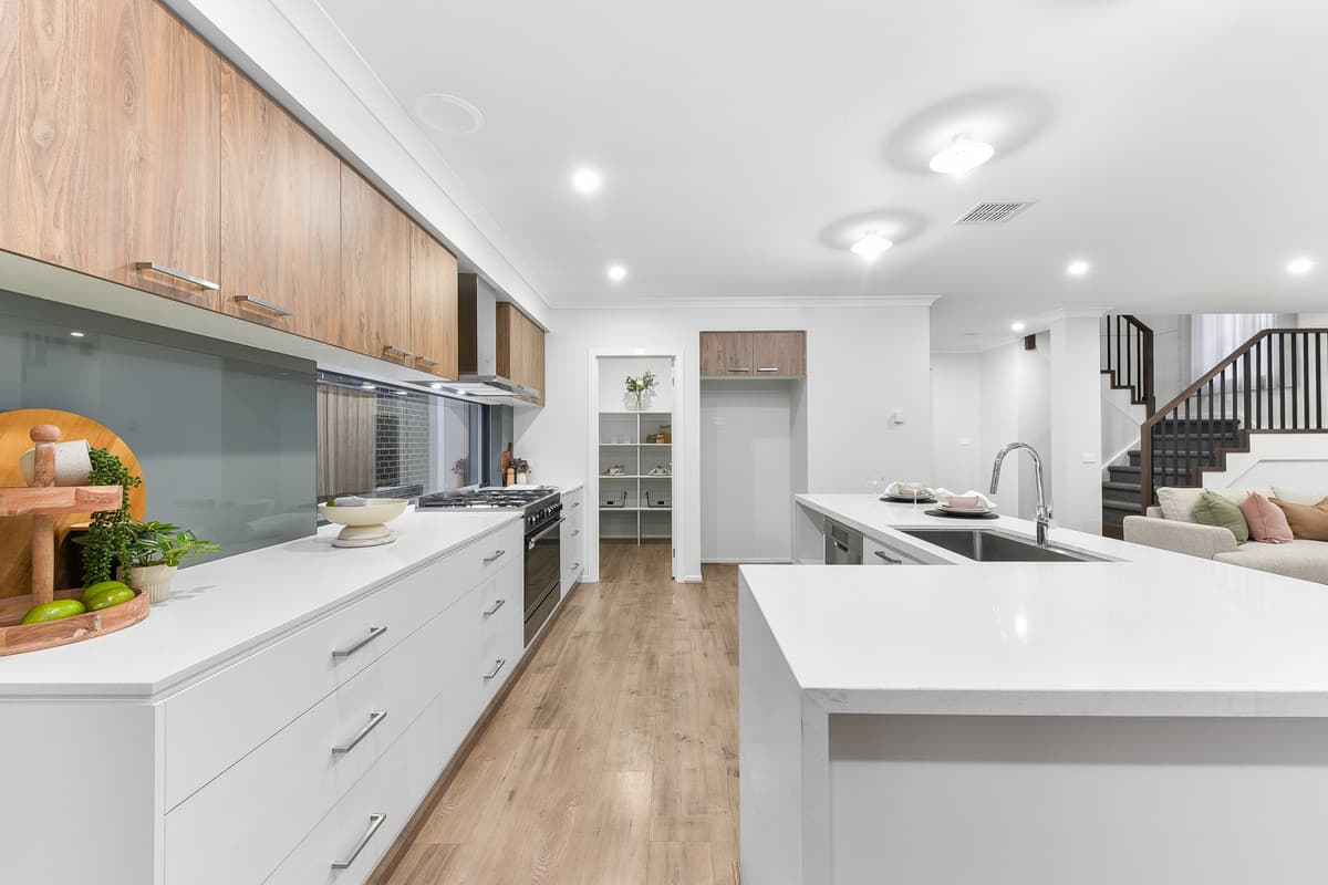 27 Crosswater Boulevard, Clyde North VIC 3978, Clyde North - Thumbnail 8