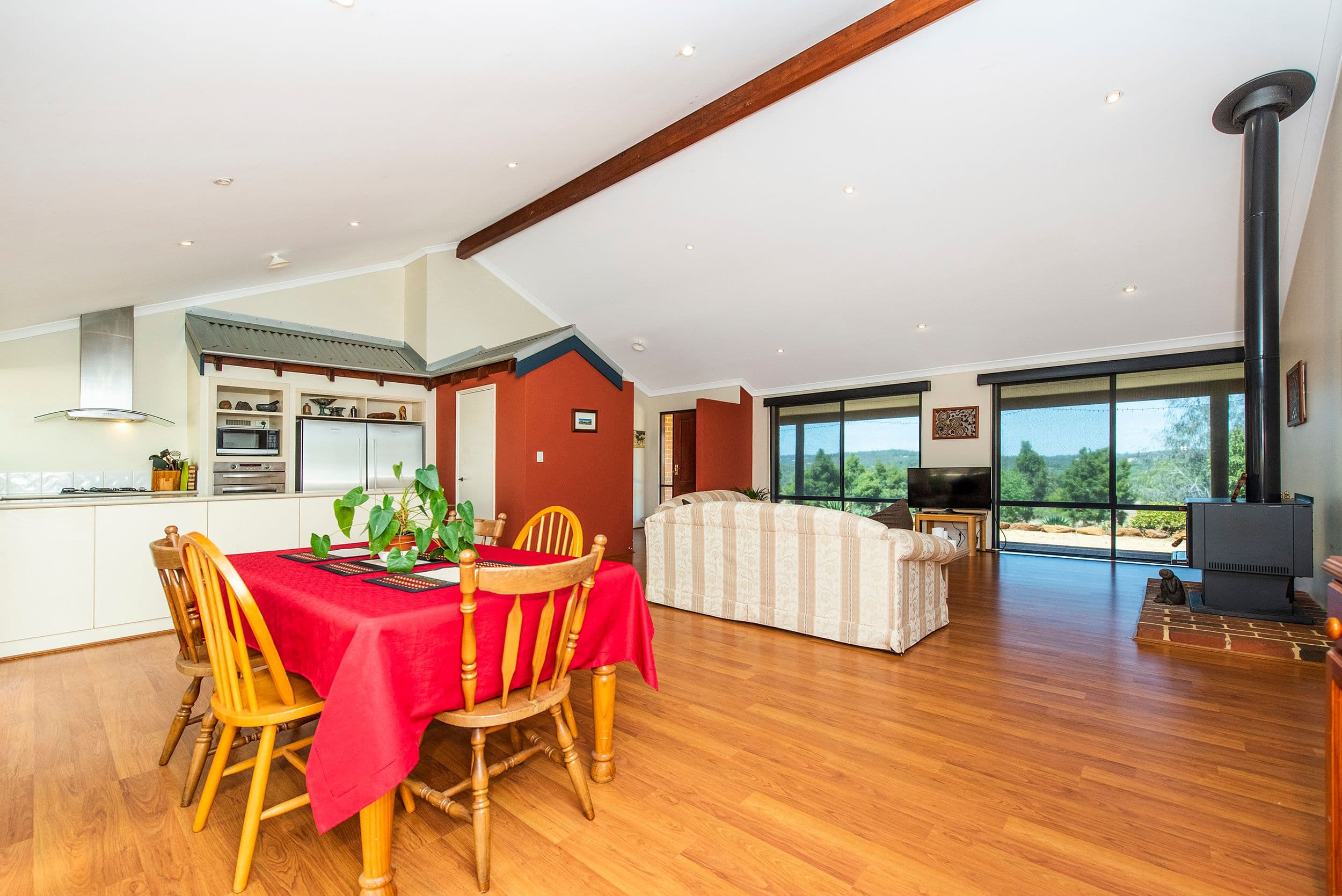 81 Maine Anjou Drive, Lower Chittering WA 6084, Lower Chittering - Thumbnail 5