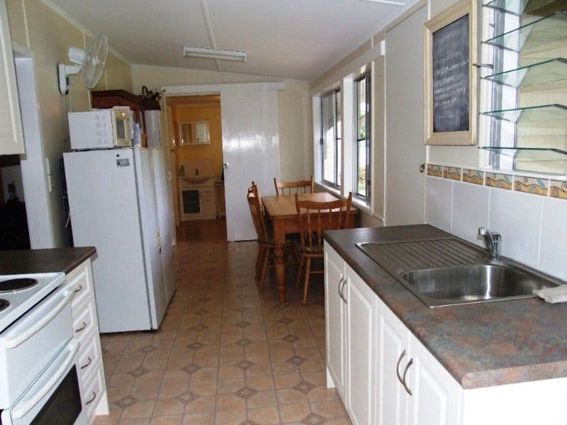 15a Main Street, PARK AVENUE QLD 4701, Park Avenue - Thumbnail 3