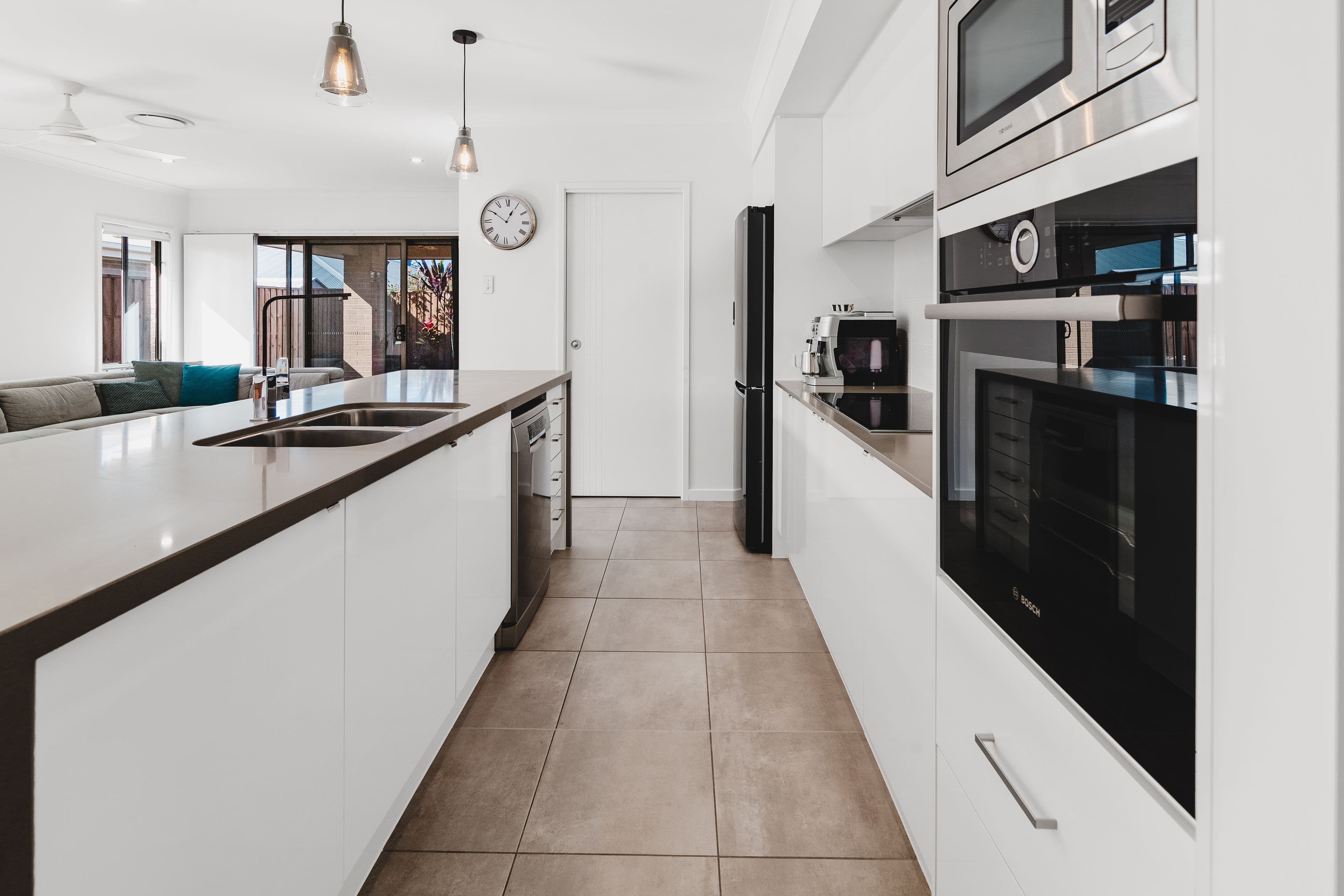 48 Whitsunday Circuit, Pimpama QLD 4209, Pimpama - Thumbnail 5