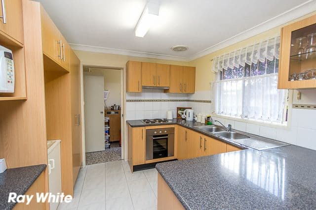 15 Longfellow Street, WETHERILL PARK NSW 2164, Wetherill Park - Thumbnail 2