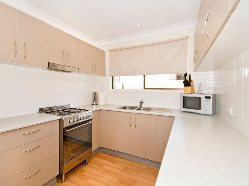 5 Amadeus Street, ELANORA QLD 4221, Elanora - Thumbnail 7