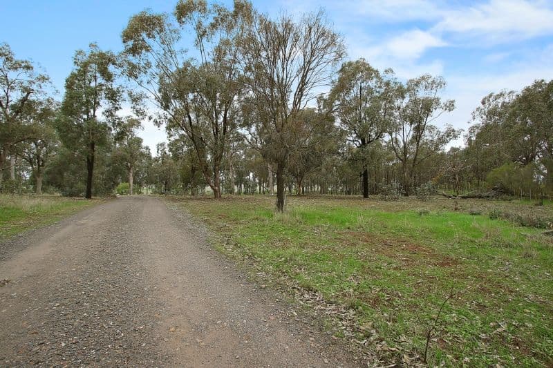 1299 Keenans Road, Yarrawonga VIC 3730, Yarrawonga - Thumbnail 7